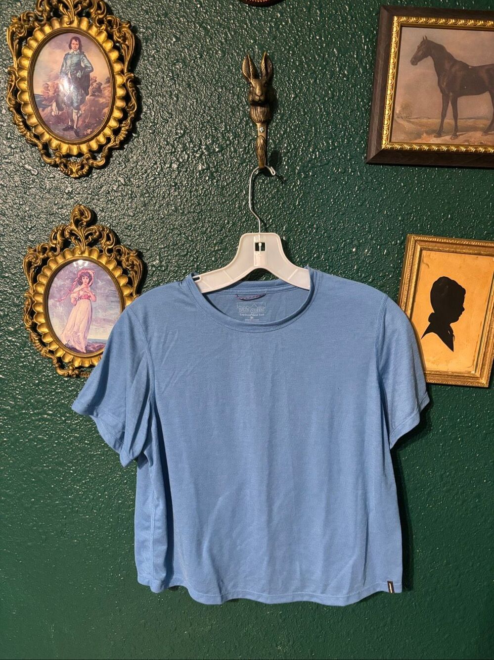 Women’s Patagonia Blue Capilene Cool Boxy Crop Shirt Size Medium